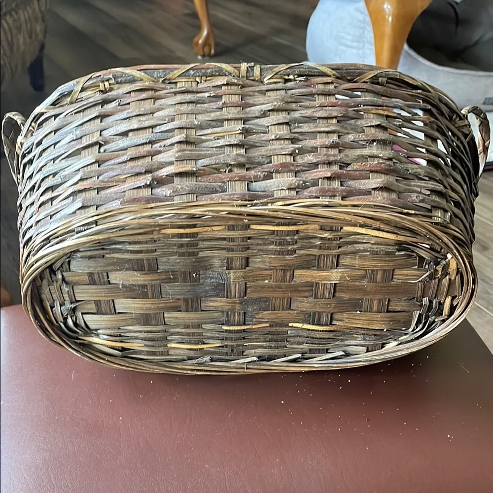 VTG Woven Brown Basket